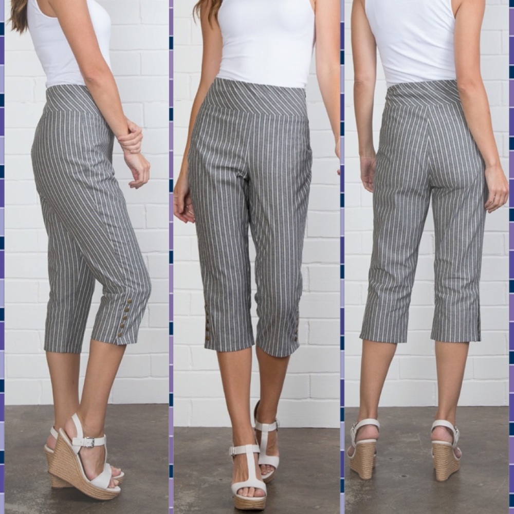 Simply Noelle Cropped Capri Snap Pants